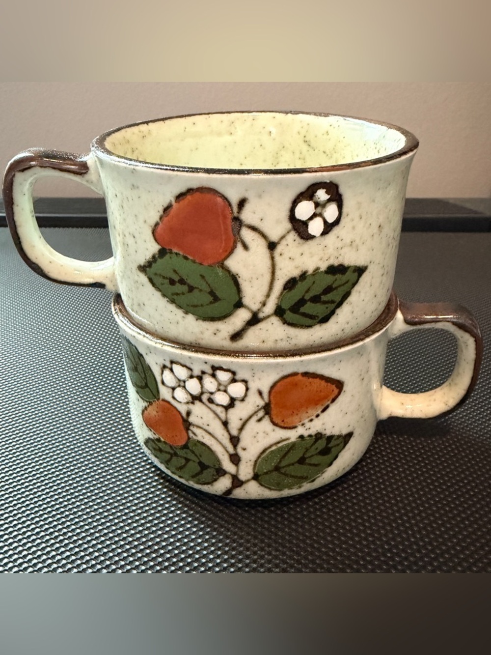 Vintage MCM Otagiri Speckled  Stoneware Coffee Soup Mugs Strawberries Japanese